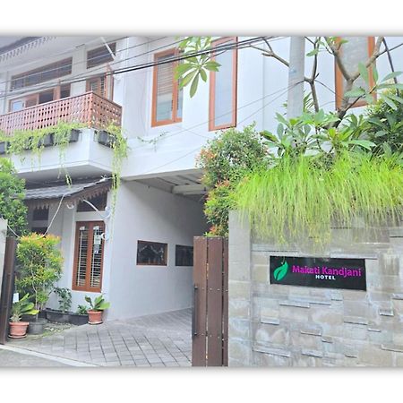 Rumah Kandjani By Makati Kejayan ภายนอก รูปภาพ